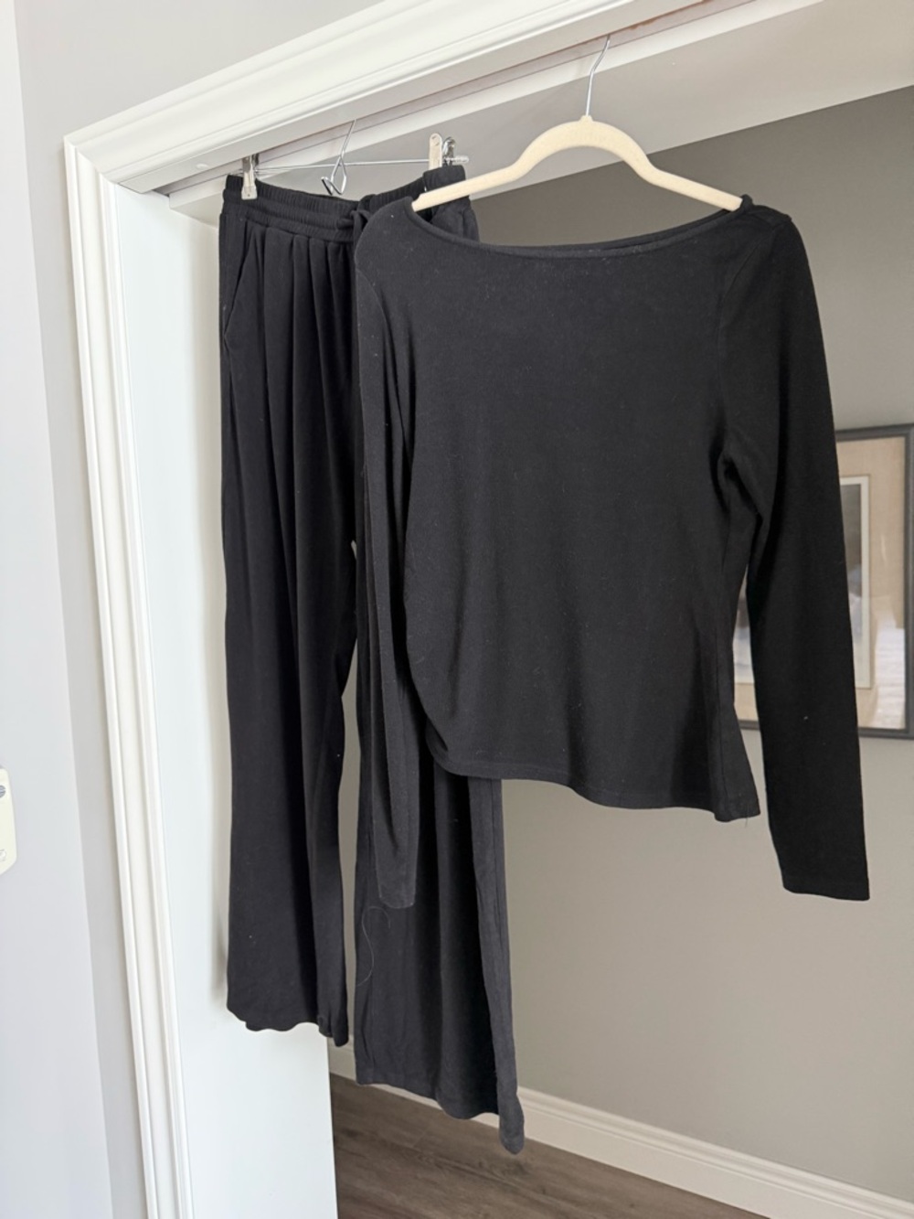 Black 2 Piece Set Pretty Garden